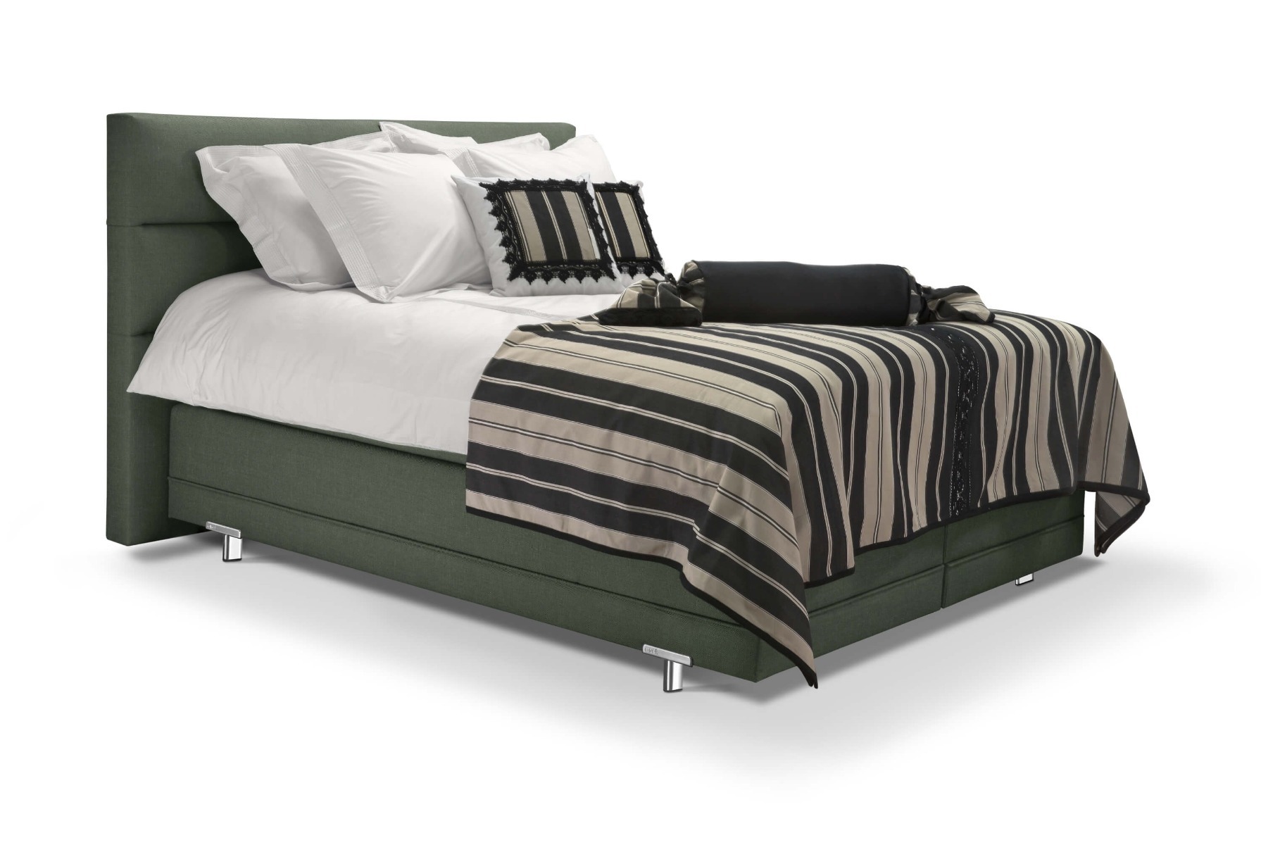 Rustgevende slaapkamer met comfortabel bed